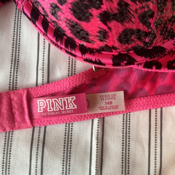 Victoria’s Secret Push-Up Plunge Hot Pink Leopard Print Bra Size 34B - Picture 2 of 5